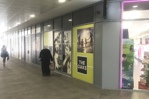 There are several vacant units in the Oaks Shopping Centre