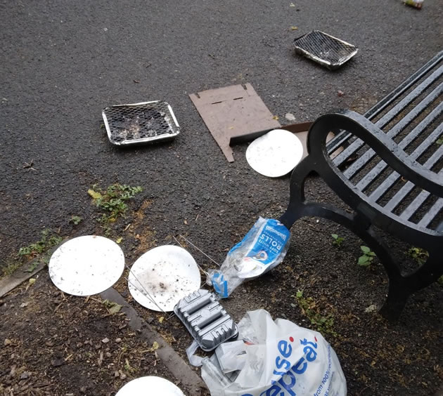 Litter in Nelson Gardens